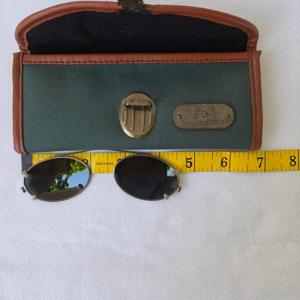 Field & Stream Clip On Sunglasses Green Good Vintage Case Oval